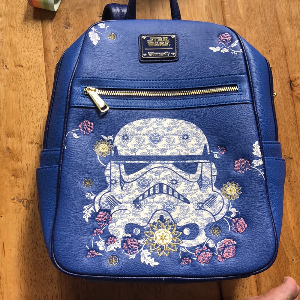 Loungefly Star Wars Storm Trooper med sz backpack